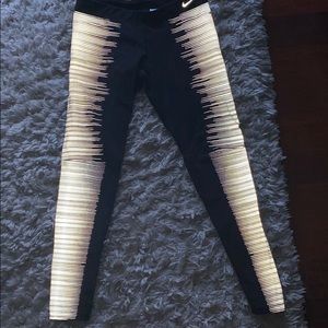Nike leggings